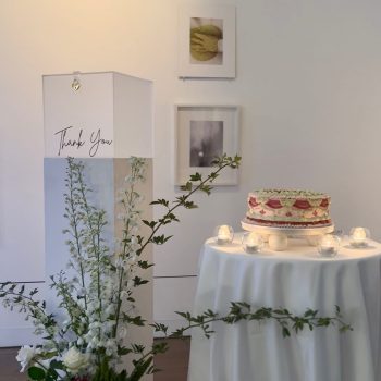 Elegant wedding cake displayed with refined table décor